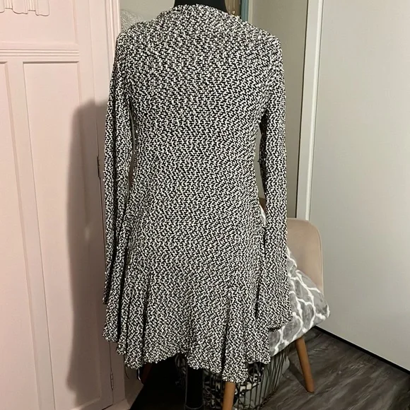 Forever 21 Cardigan - Picture 3 of 5